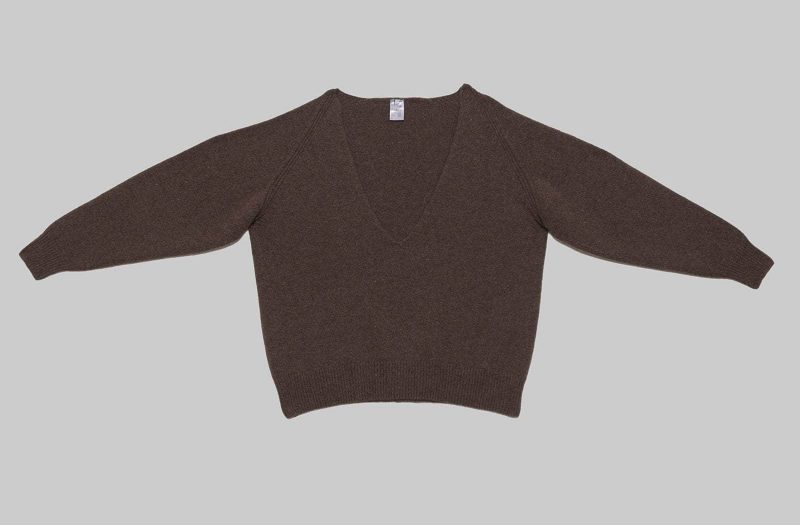 Soar V-neck -  Base Range